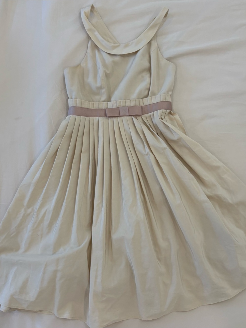 Moulinette Soeurs (Anthropologie) cream dress with tulle skirt and bow detail